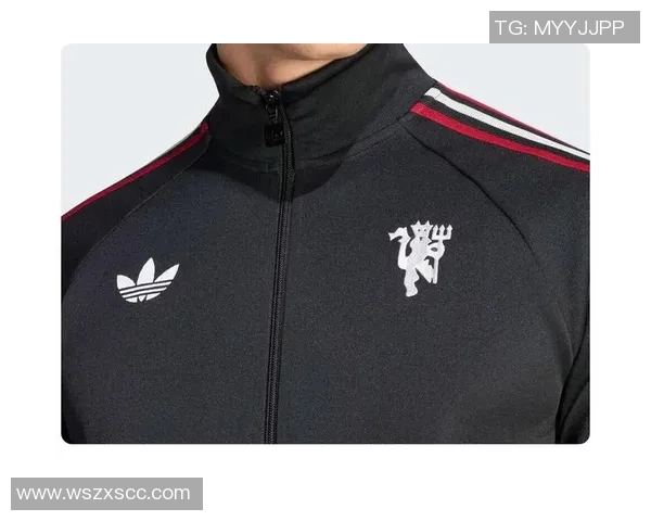 足球明星时尚休闲外套大揭秘引领潮流的运动风格与生活态度